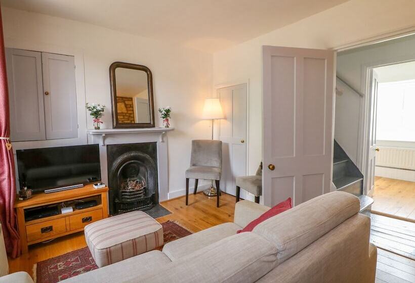Thrower S Cottage