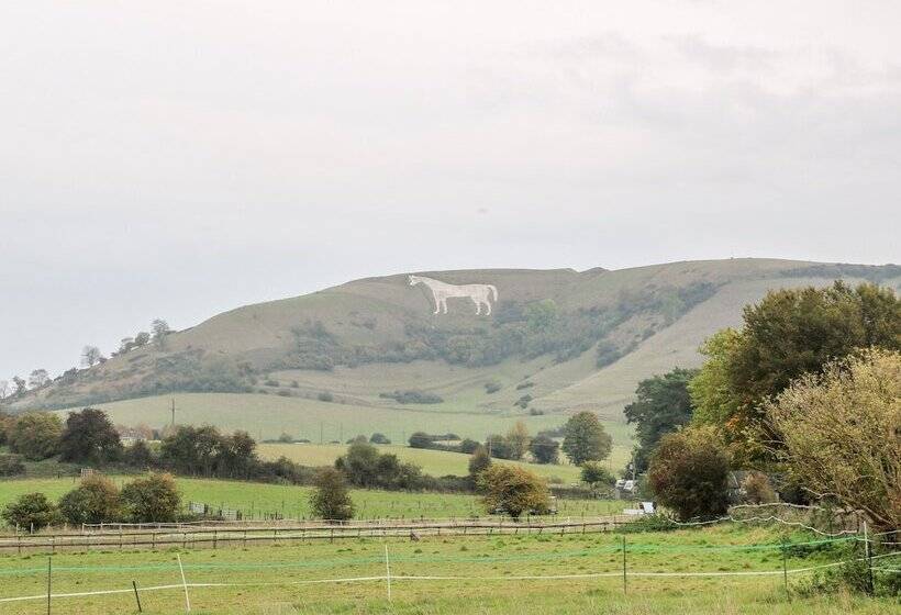 Tilly S Cottage