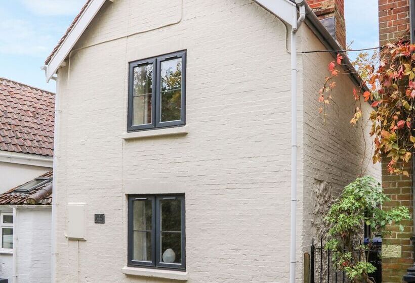 Tilly S Cottage