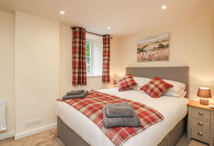 Tilly S Cottage