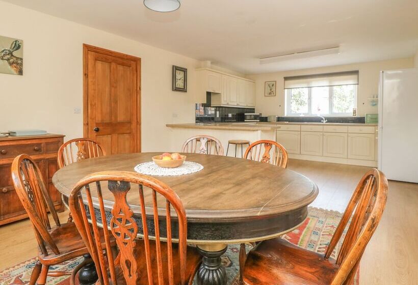 Wayside Cottage