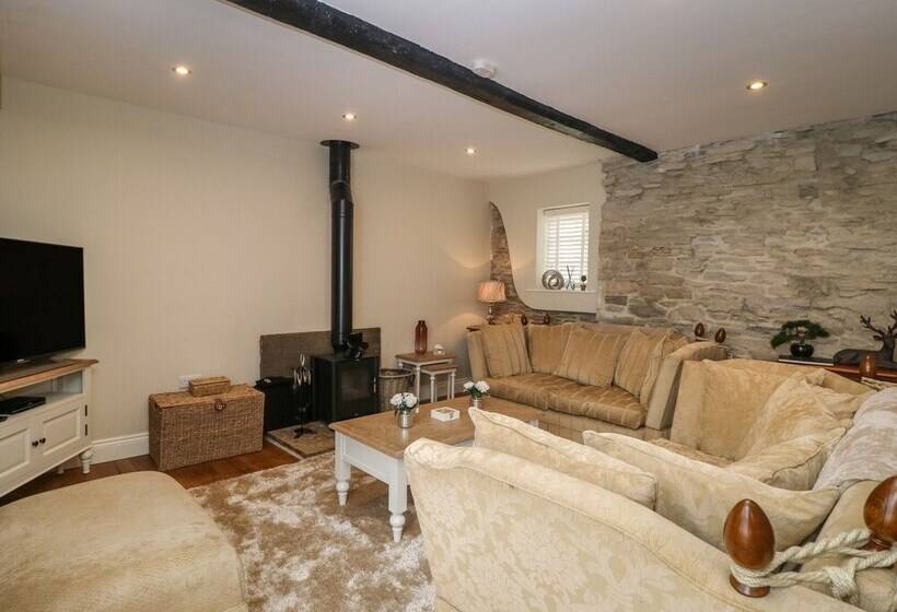 White Swan Cottage