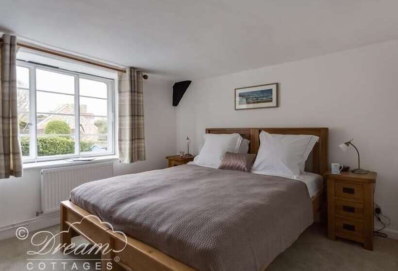 Bramble Cottage