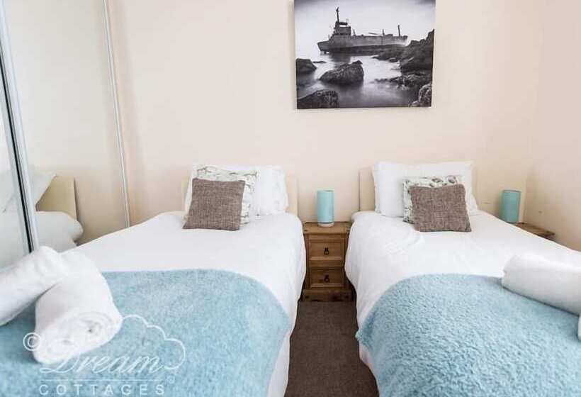 Buccaneer Cottage