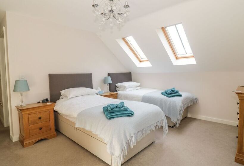 Cherry Tree Cottage
