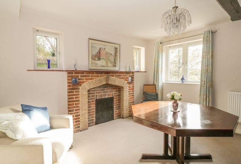 Cherry Tree Cottage
