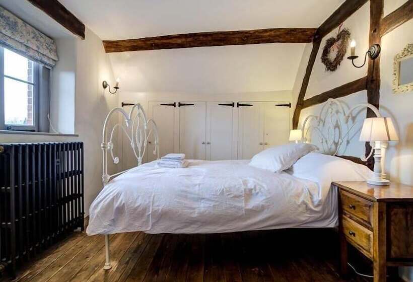 Cosy Cot