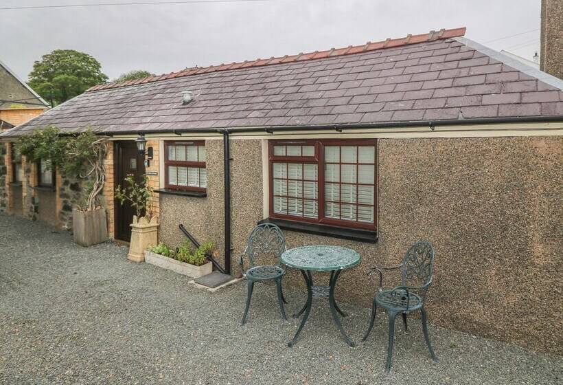 Fir Tree Cottage