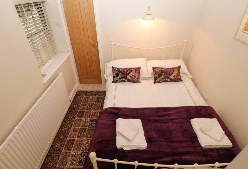 Fir Tree Cottage
