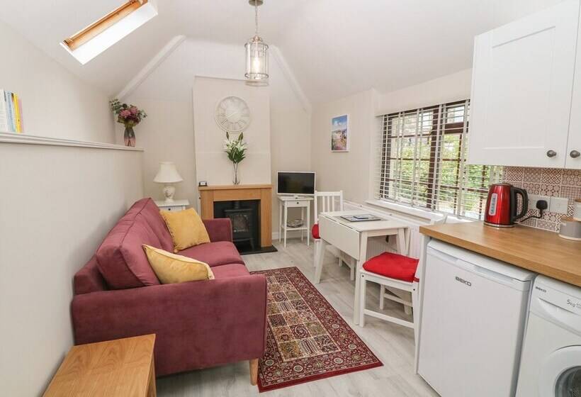 Fir Tree Cottage