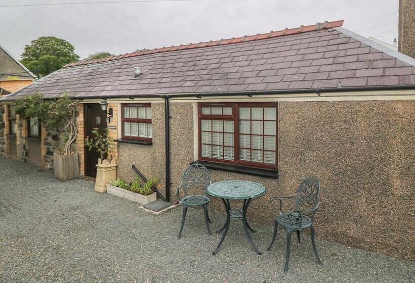 Fir Tree Cottage