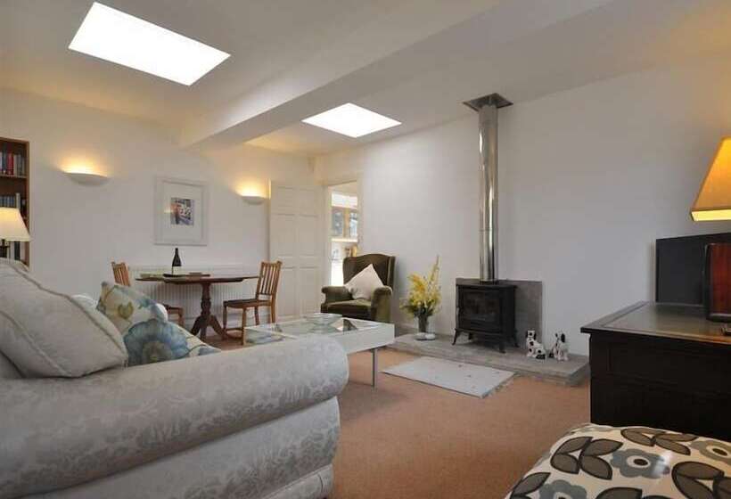 Fountain Cottage