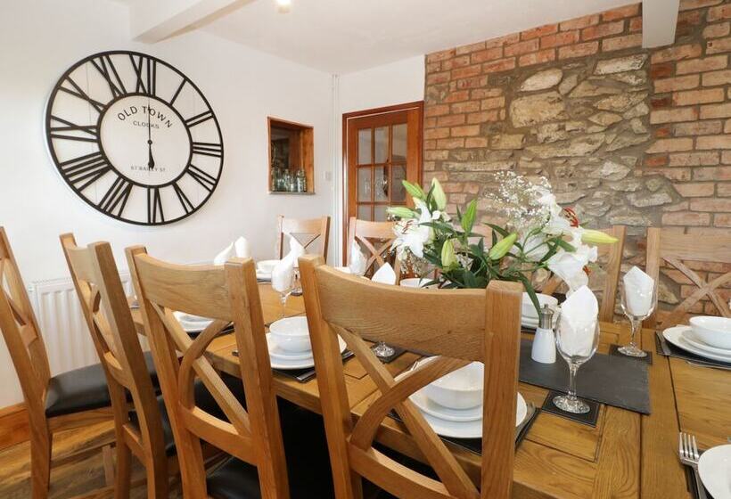 Garth Cottage
