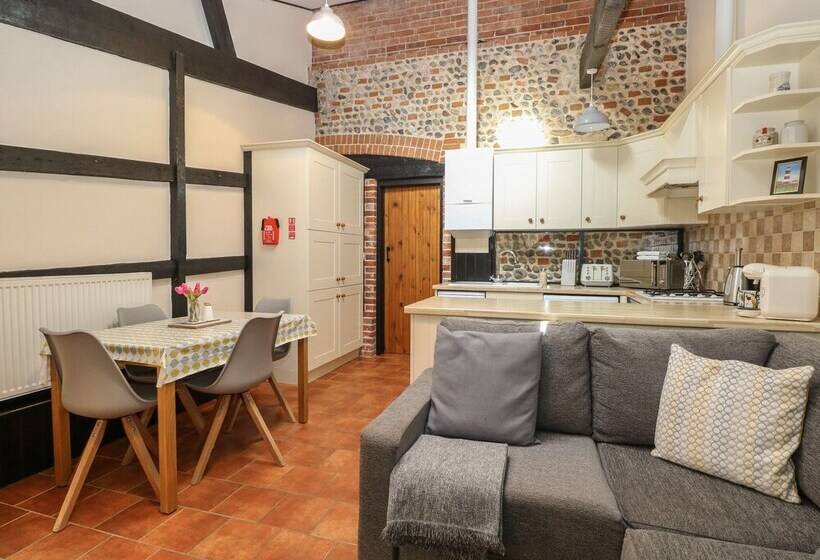 Hitchens Cottage