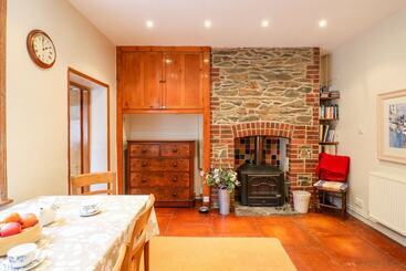 Jasmine Cottage
