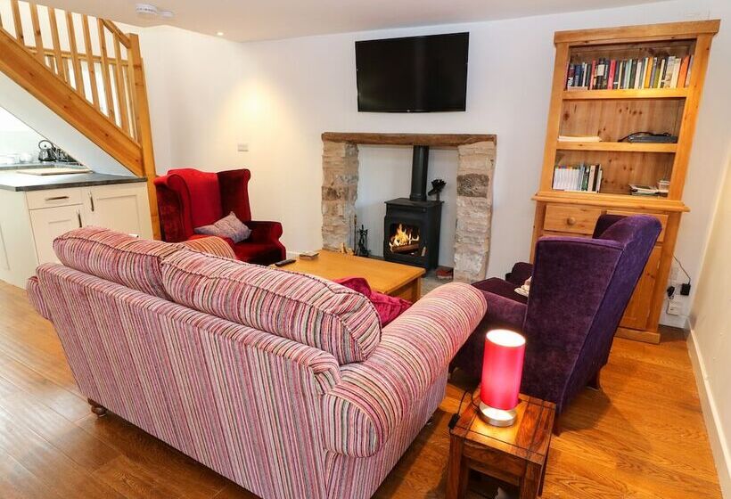 Linden Cottage