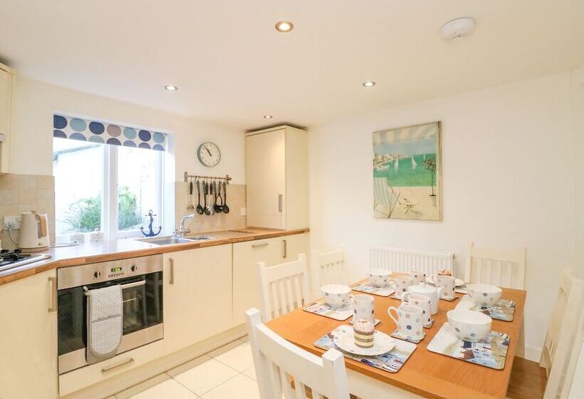 Lobster Cottage
