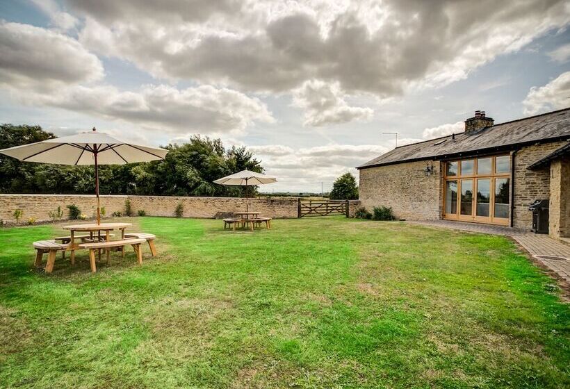 Lower Farm Barn
