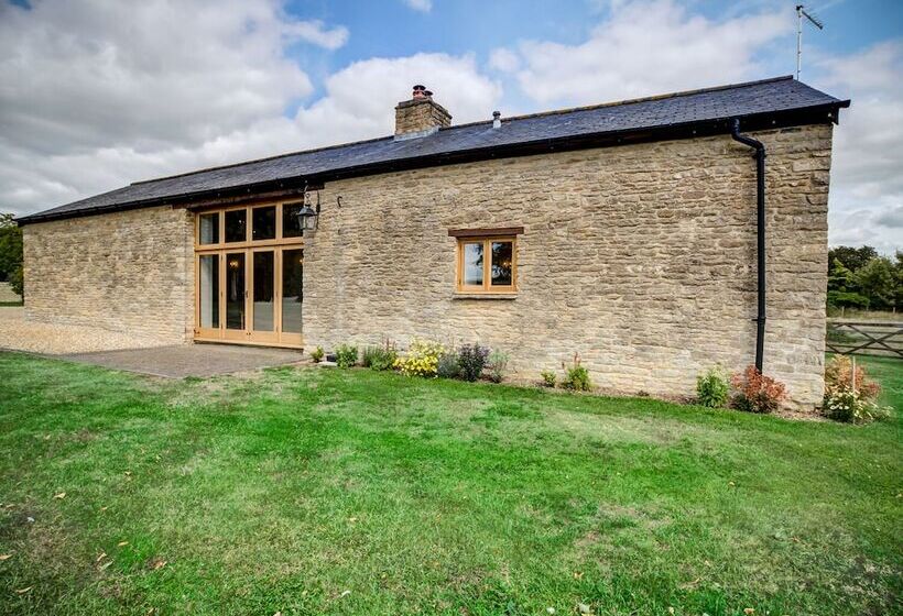Lower Farm Barn