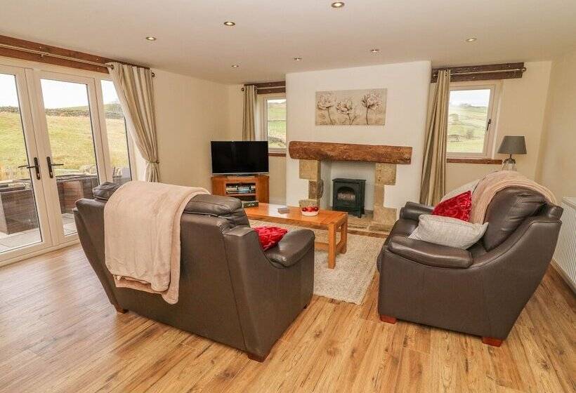 Meadow Cottage