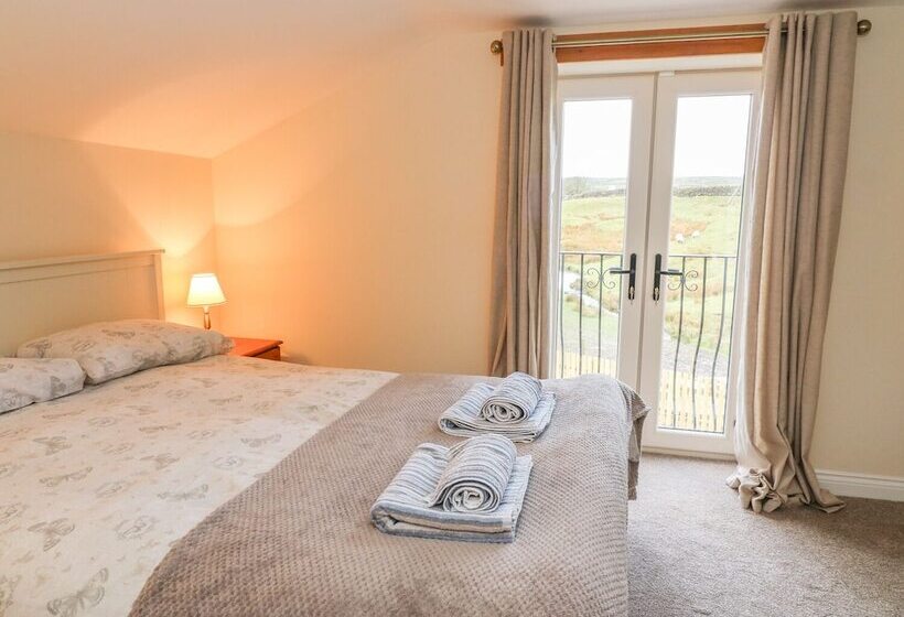 Meadow Cottage