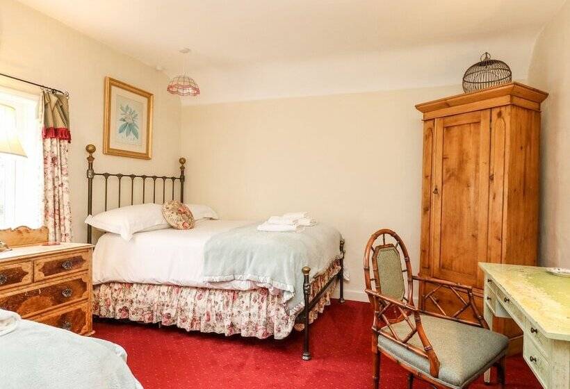 Old Gaol Cottage