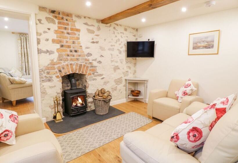 Quarry House