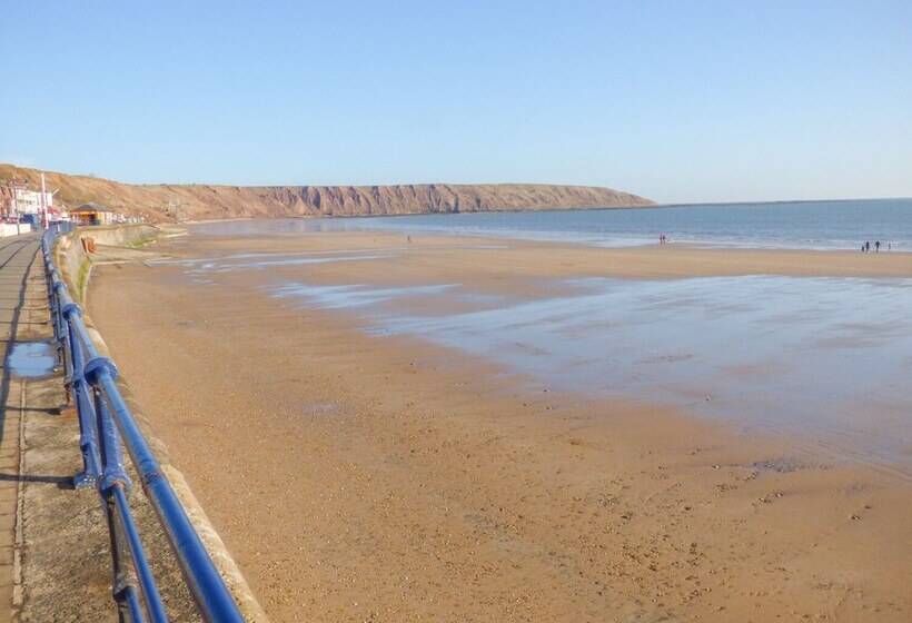 Sea Breakers Cottage