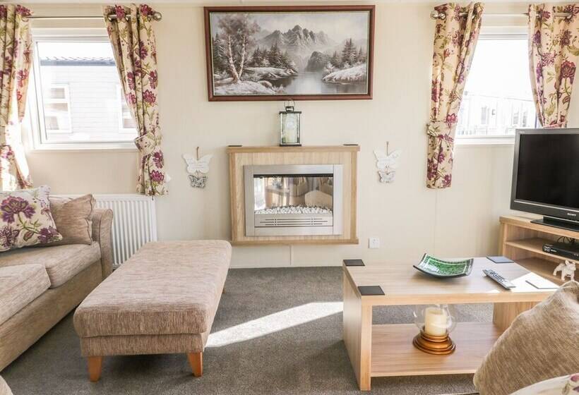 Skipsea Lodge
