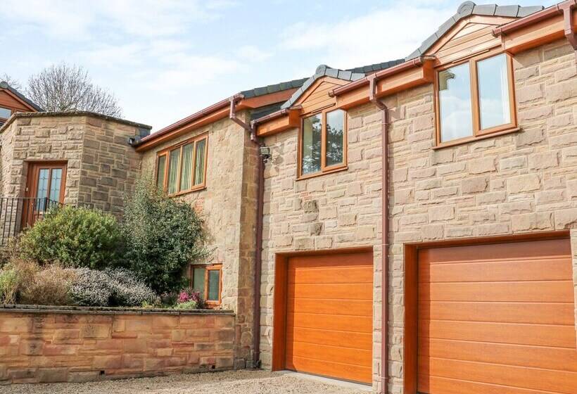 Stonecroft Lodge