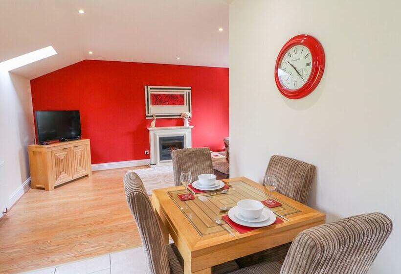 Stonecroft Lodge