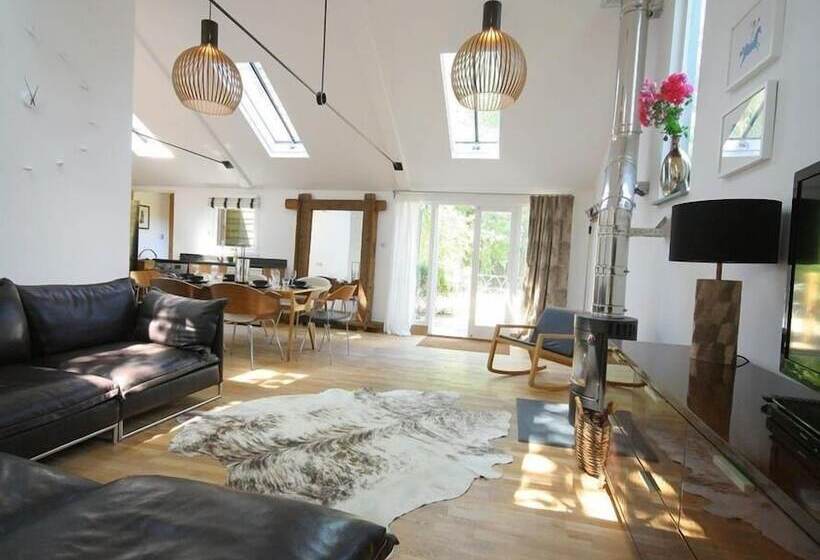 The Linhay