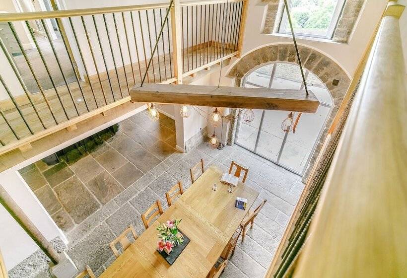 Top Barn