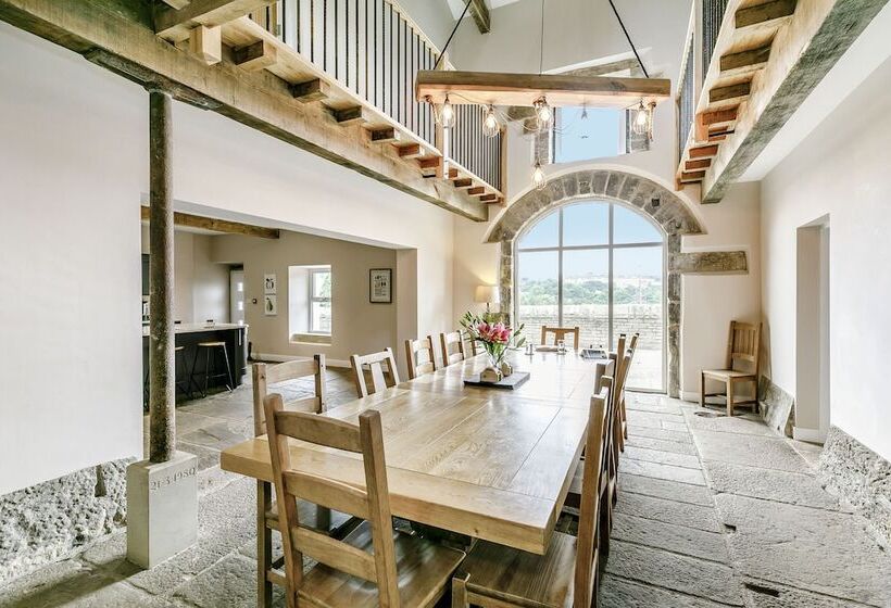 Top Barn