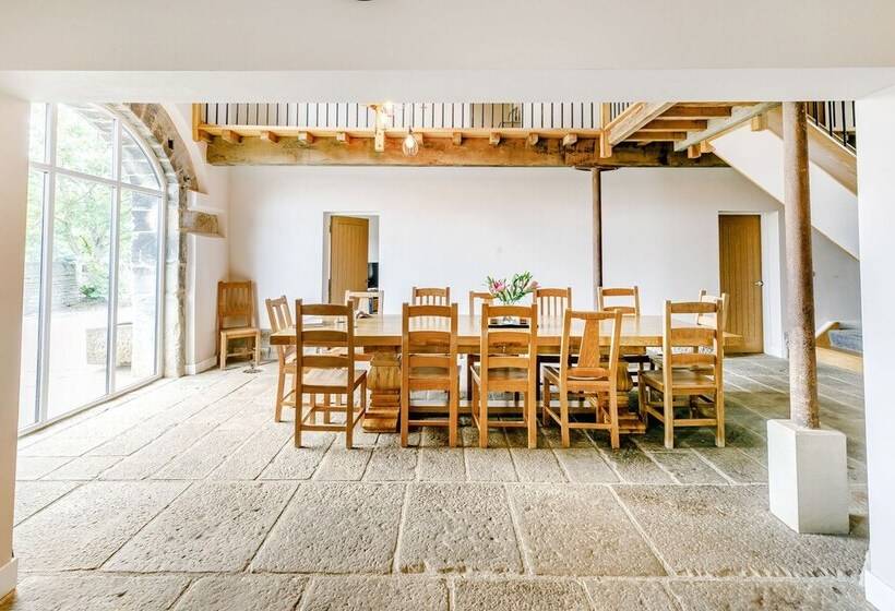 Top Barn