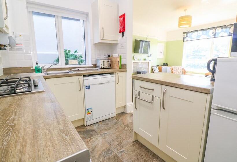 Two Tides Cottage