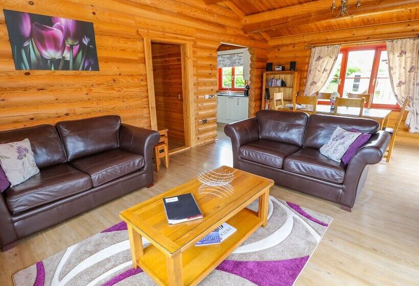 Willow Lodge