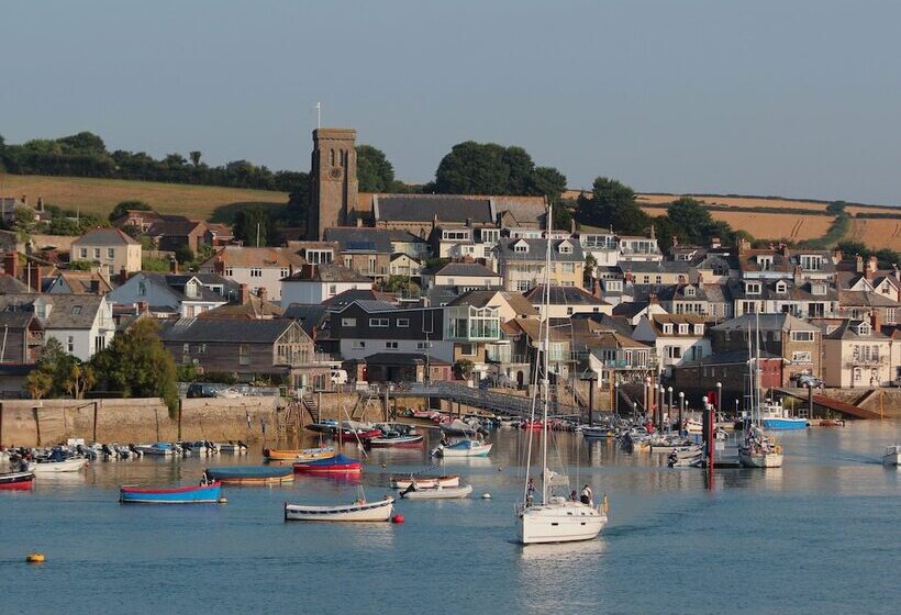 3 The Salcombe