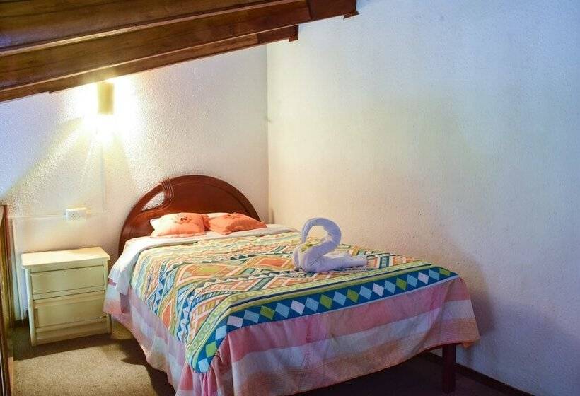هاستل Santa Cruz Backpackers Hostal