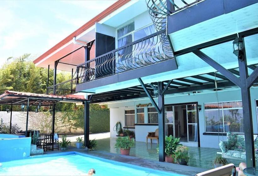 مبيت وإفطار Loma Tranquila