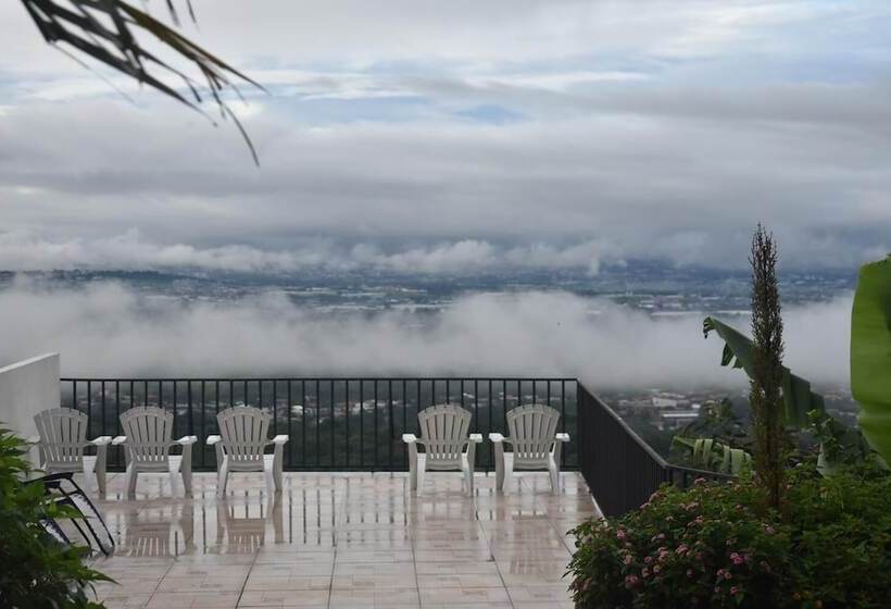 مبيت وإفطار Loma Tranquila