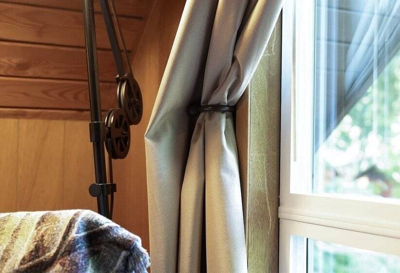 Elk Country Cabin