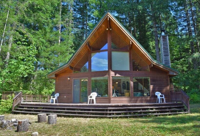 Goat Rocks Retreat
