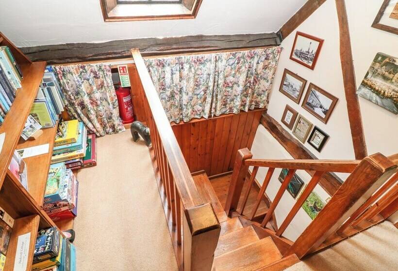Hadcroft Cottage