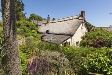 Higher Collaton Cottage