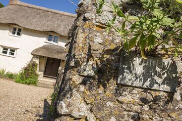Higher Collaton Cottage