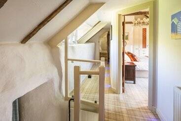 Higher Collaton Cottage