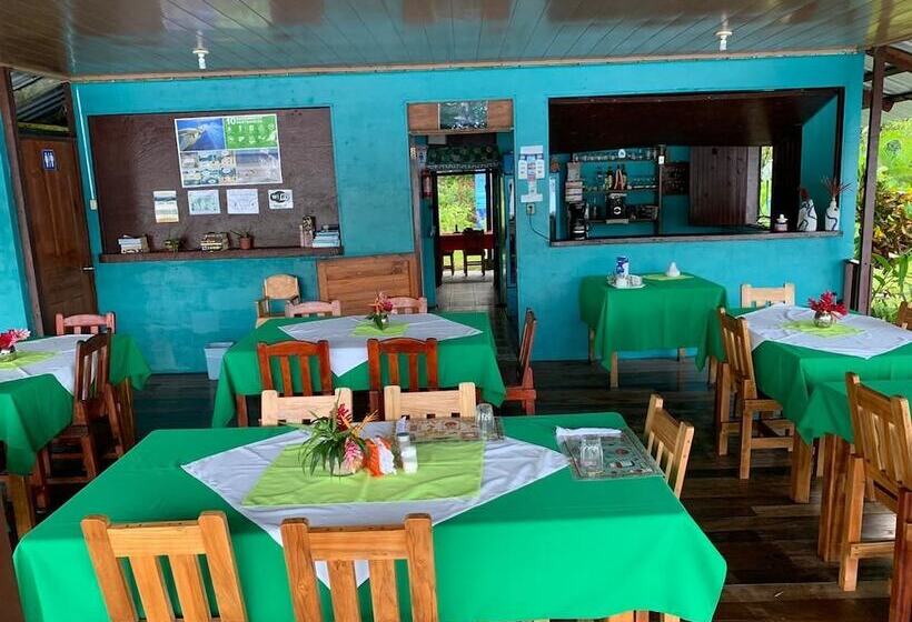 هتل All Rankins Eco Lodge