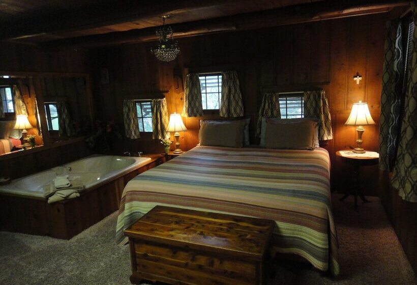 هتل Brackenridge Lodge