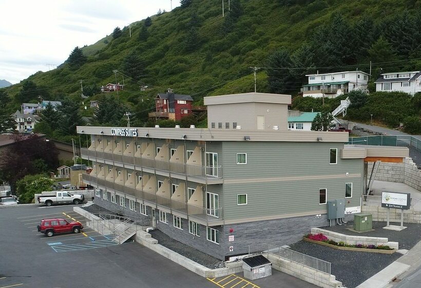 هتل Kodiak Compass Suites